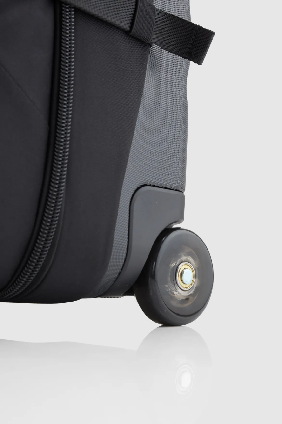 Discovery Wheeled Duffle