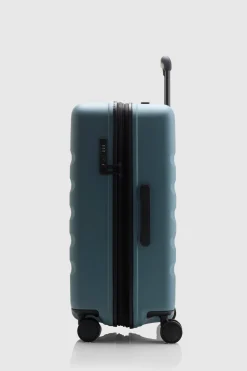 Icon Stripe 66cm Suitcase