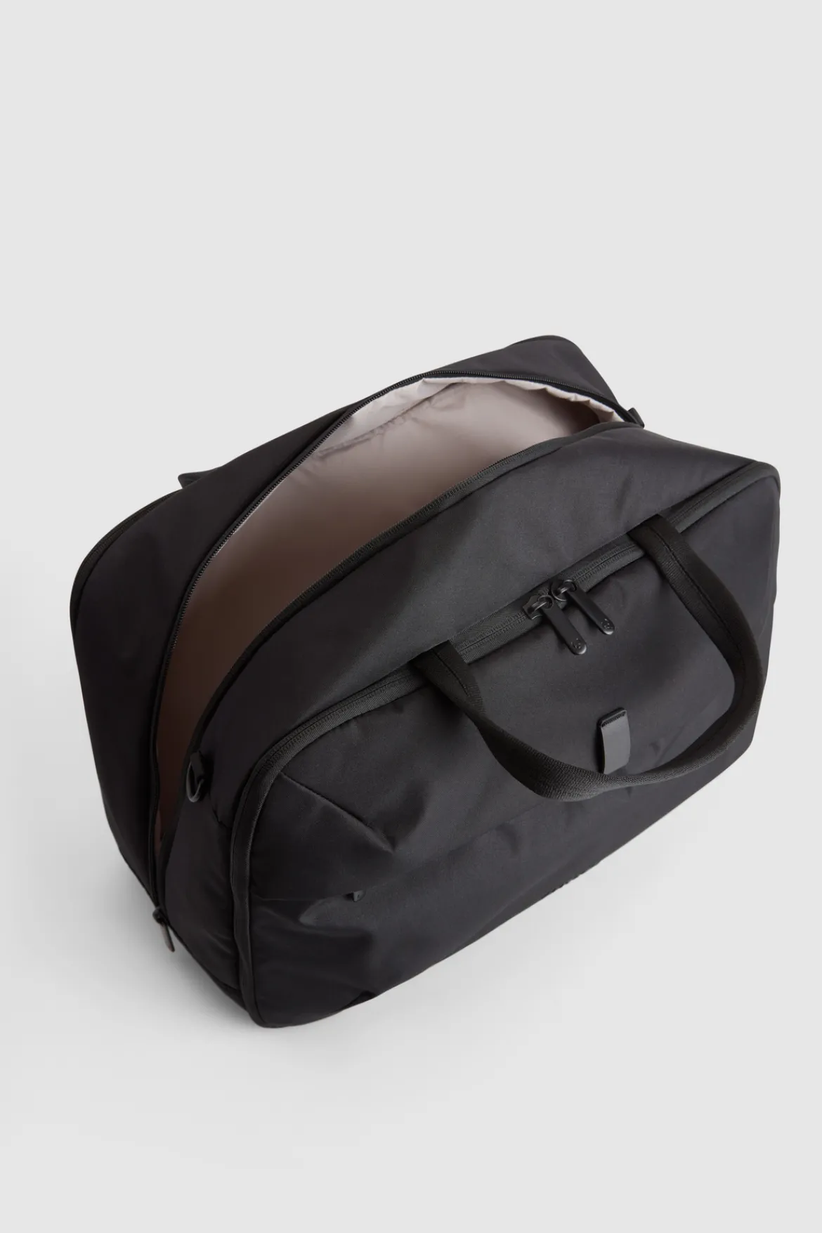 Urban Light Overnight Bag