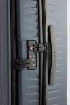 Venture Dual Open 56cm Suitcase